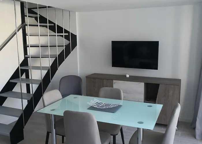 Skol 406a By Completely Marbella